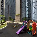 Huge Family Room Jati Junction - Pool & Gym